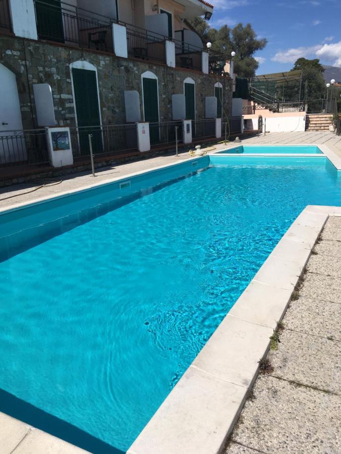 Ulivo Diano Marina Exterior foto